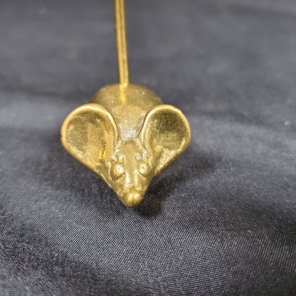 VTG Solid Brass Mouse Note Spike | Mid Century Canadian Brass Desk Paper Spike | - Picture 4 of 16